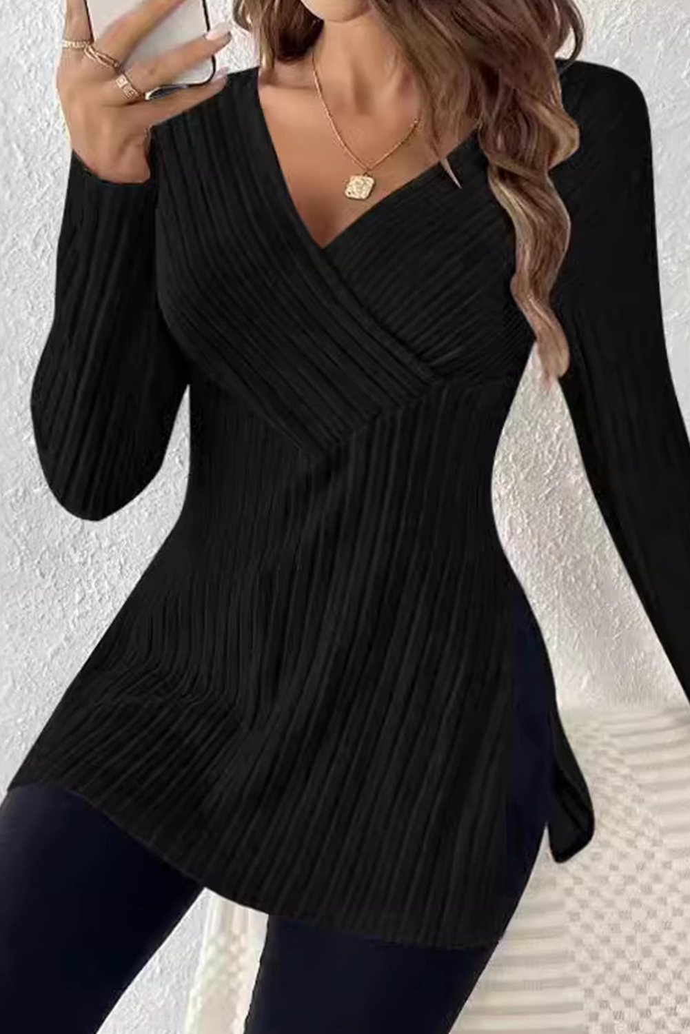 Black Solid Color Knitted V Neck Long Sleeve Top