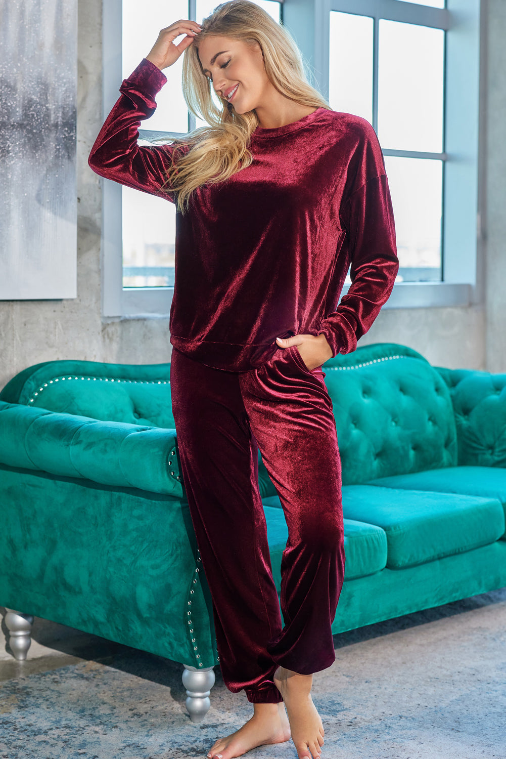 Red Solid Velvet Round Neck Top & Drawstring Pants Lounge Set