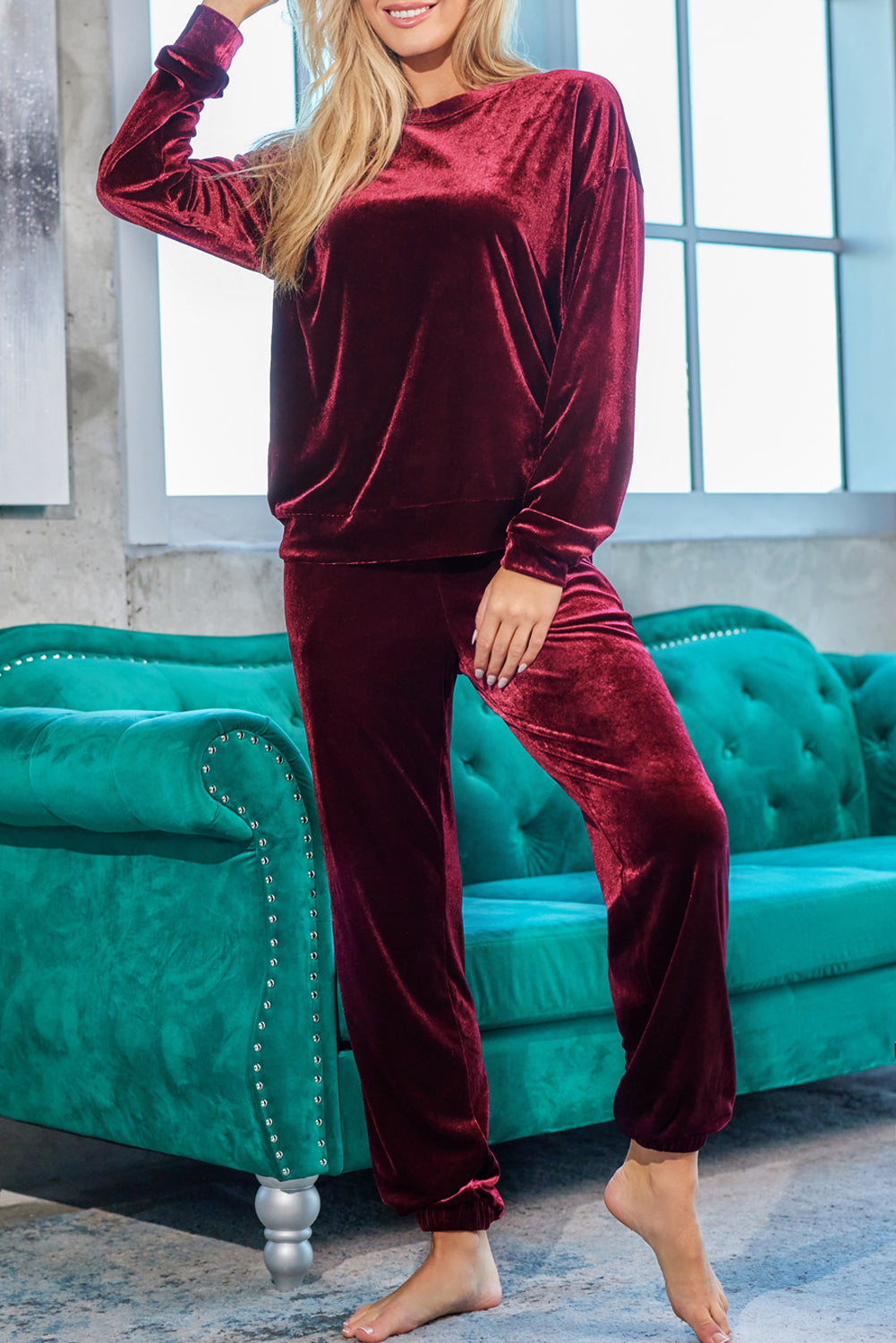 Red Solid Velvet Round Neck Top & Drawstring Pants Lounge Set